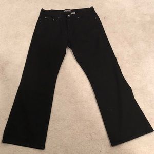 Black Levi’s 512 jeans